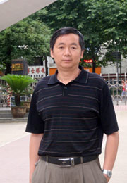 教研处主任—石小康