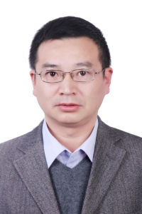 李明