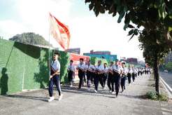 齐声唱响新时代，群星闪亮耀舞台记ror体育师大附中军训野外拉练及文艺汇演205.png