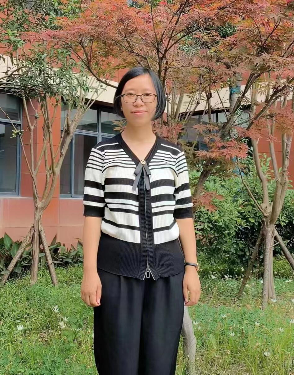 石慧.jpg