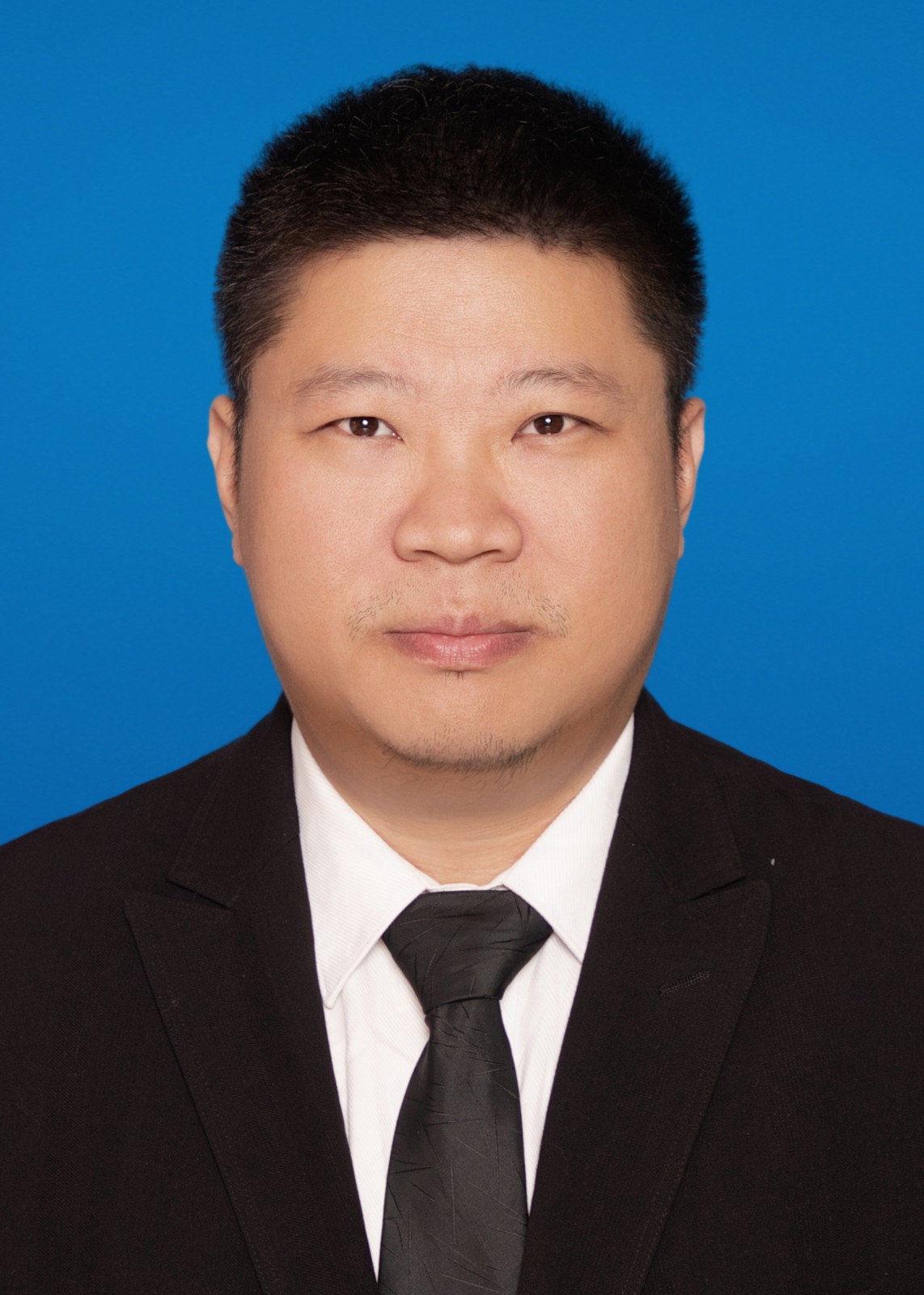 信息中心主任—令狐昌林