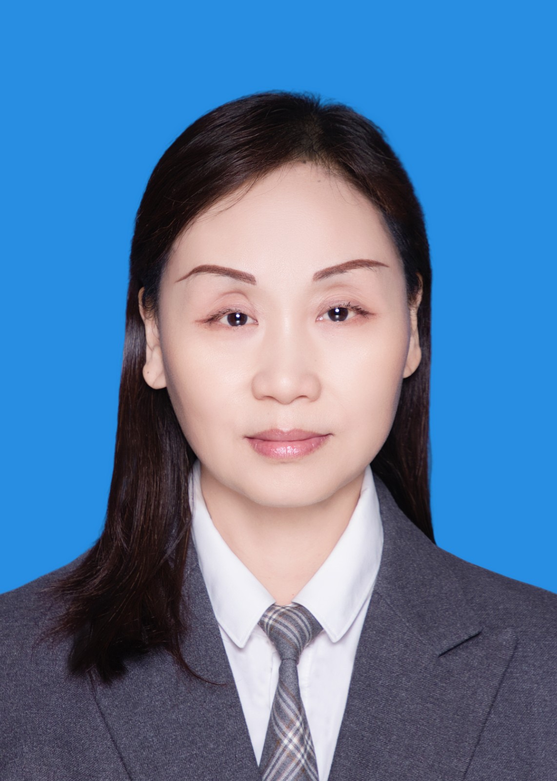 财务处主任—吴枝霞
