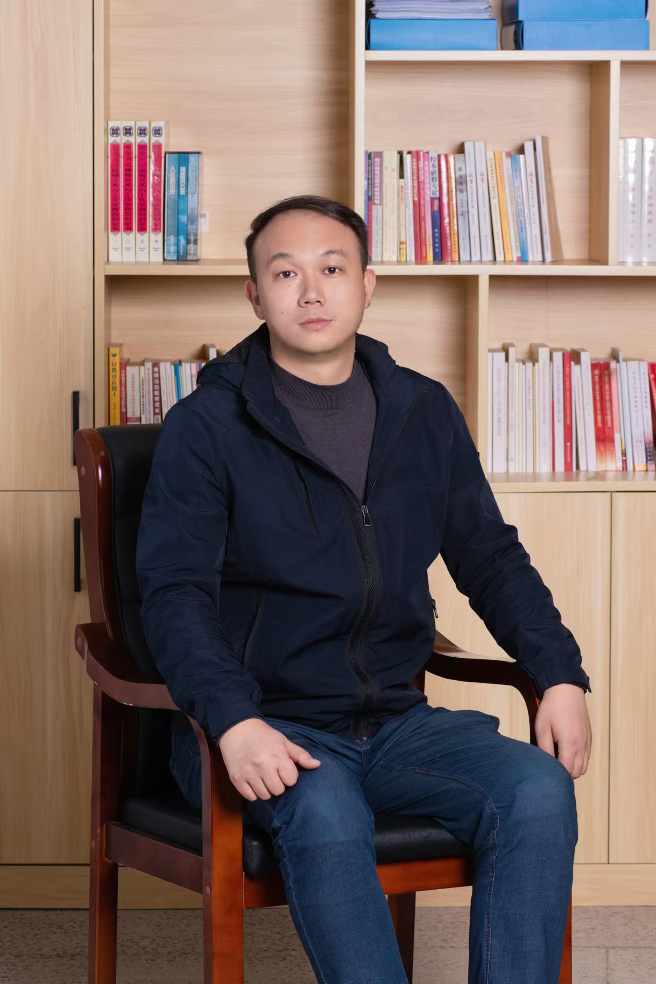 4雷显兵.jpg